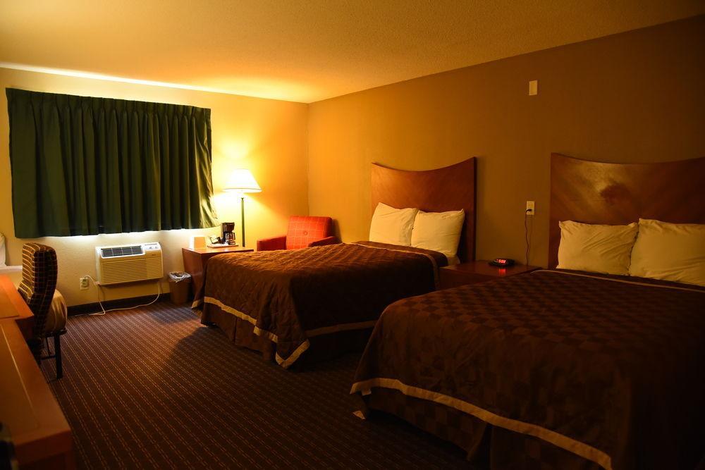 Dakota Pines Inn Rapid City Exteriér fotografie